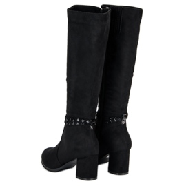 Botas de ante en el poste negro 4