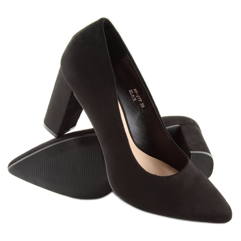 Bombas en el puesto negro NF-27 Negro 1