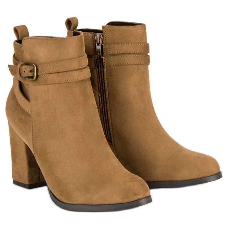 Corina Elegantes botas de tacón marrón 1 Corina Elegantes botas de tacón marrón 1