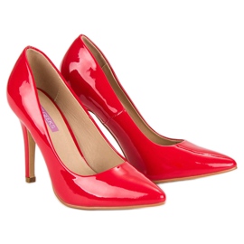 Tacones lacados en rojo 6