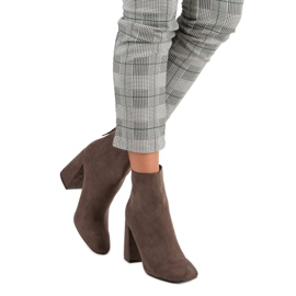 Corina Botas de gamuza elegantes marrón 1