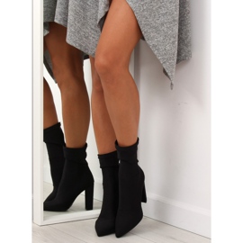 Botas de neopreno negro de tacón alto NS028P 1