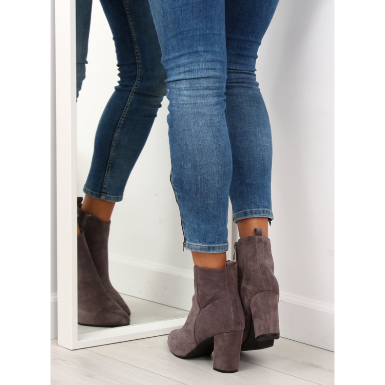 Botas con tacón estable gris YQ203P Gris 2