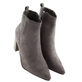Botas con tacón estable gris YQ203P Gris 3