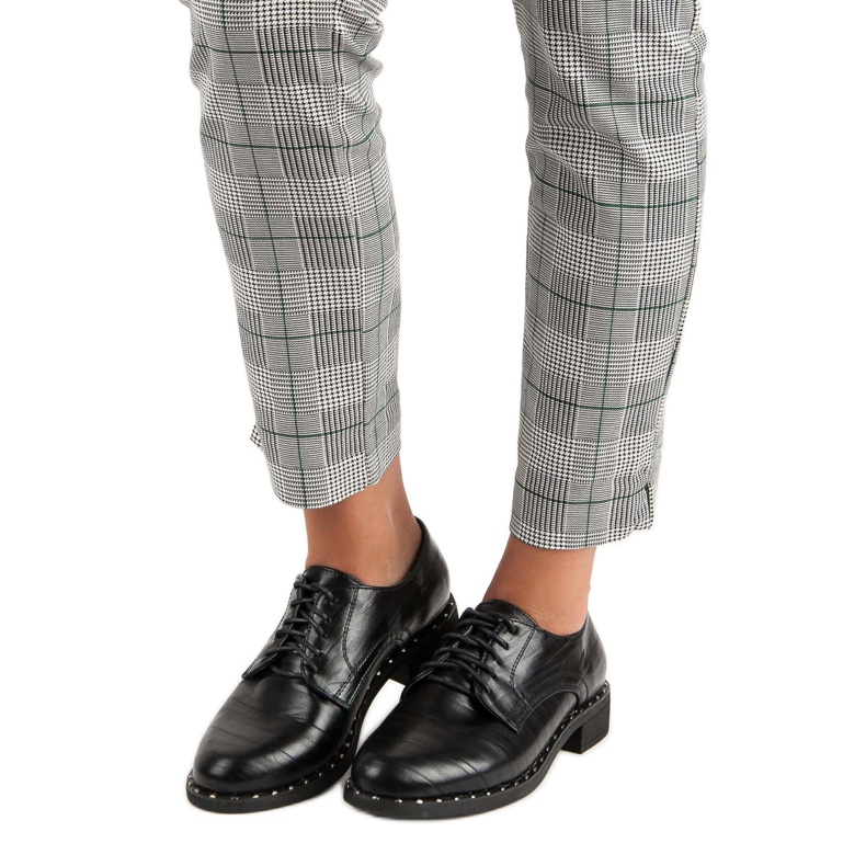 Zapatos negros de mujer 1