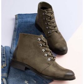 Botas VINCEZA atadas verde 2
