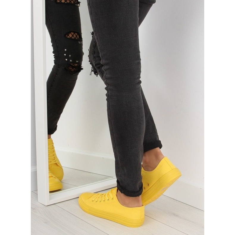 Zapatillas de mujer monocolor amarillas NB176 amarillo 2 Zapatillas de mujer monocolor amarillas NB176 amarillo 2