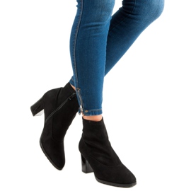 Botines de gamuza en una barra negro 5
