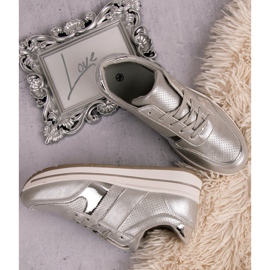 Zapatillas plateadas gris 8