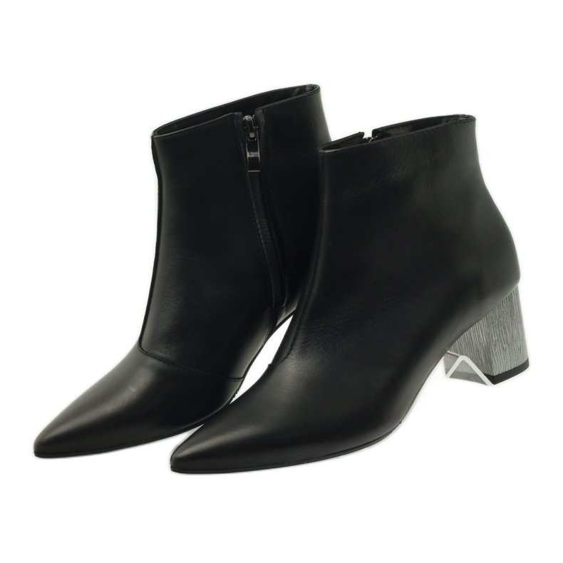 Botas sin aislamiento Neścior 110-B negro 4 Botas sin aislamiento Neścior 110-B negro 4