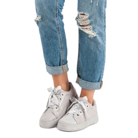 Zapatillas de ante gris claro 1