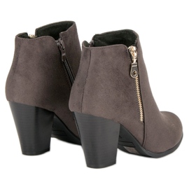 Groto Gogo Botines de gamuza en una barra gris 5