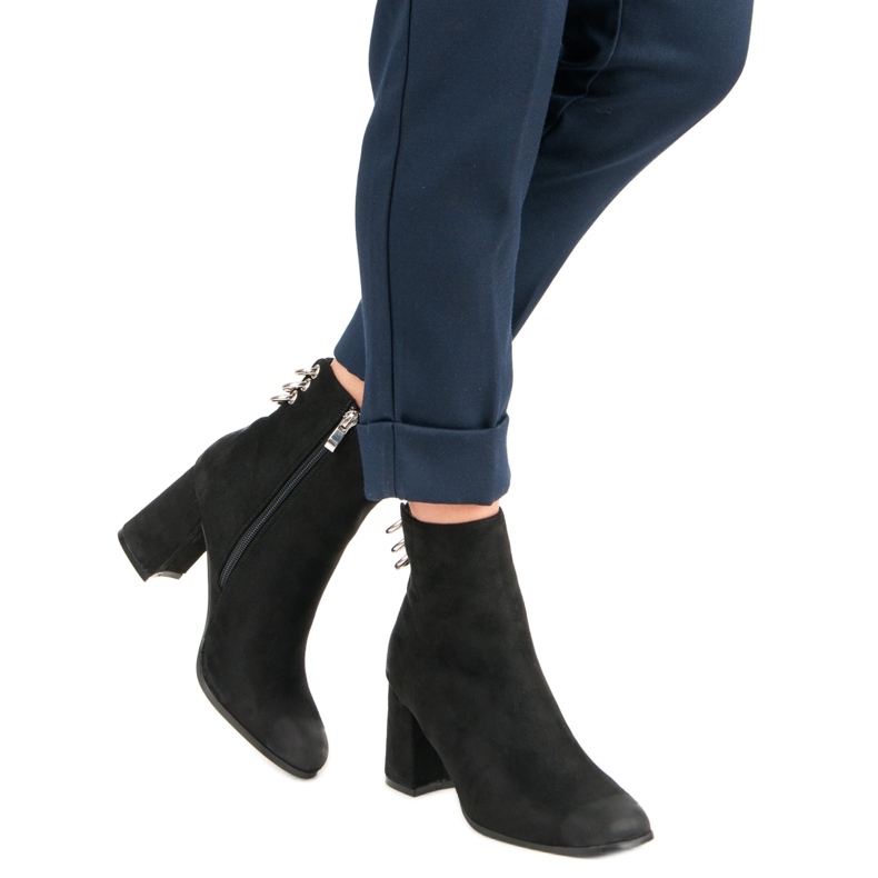 Botas con estilo en el poste de VINCEZA negro 2