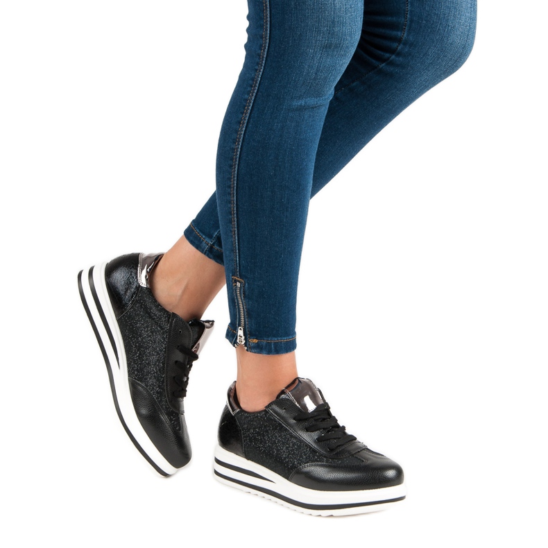 Fama Zapatillas de moda negro 1