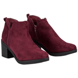 Ideal Shoes Botas de tacon alto rojo 3