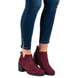 Ideal Shoes Botas de tacon alto rojo 4