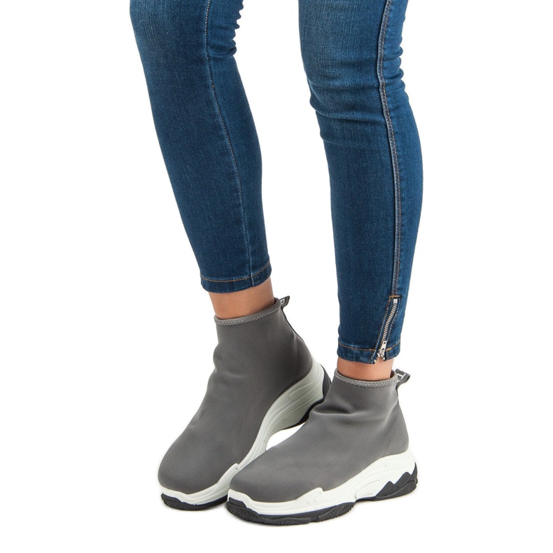 Calzado deportivo de moda gris 1