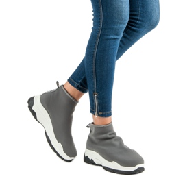 Calzado deportivo de moda gris 2