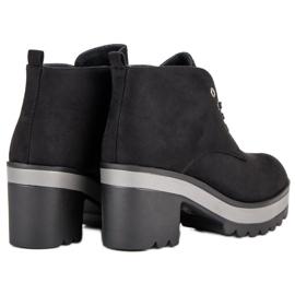 Botas ligeras de tacón alto negro 3