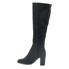 Botas en el poste Sergio leone negro 2