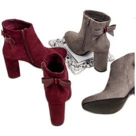 Ideal Shoes Botines rojos con estilo 1