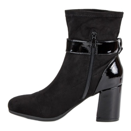 Kylie Botas elegantes de tacón alto negro 1