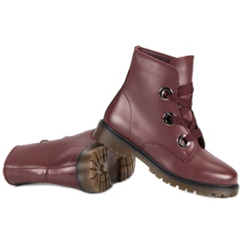 Kayla Trabajadores con cordones rojo 2 Kayla Trabajadores con cordones rojo 2