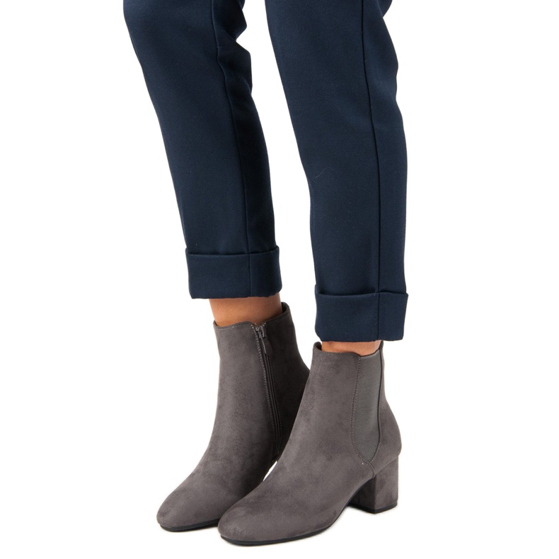 Top Shoes Botines de ante con tacón gris 1