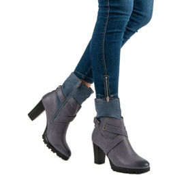 Sixth Sense Botas de moda en el poste. gris 1