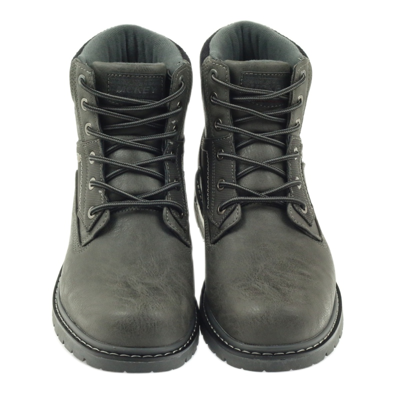 Botas grises atadas McKey 616 3