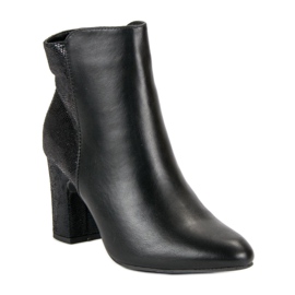 Kylie Botines negros en un poste 2 Kylie Botines negros en un poste 2