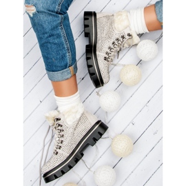 Kylie Botas con estilo con protector marrón 1 Kylie Botas con estilo con protector marrón 1