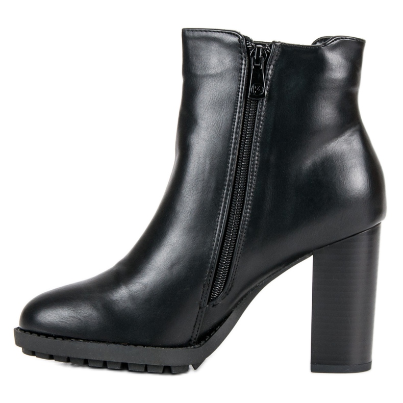 Kylie Botines negros en un poste 1 Kylie Botines negros en un poste 1