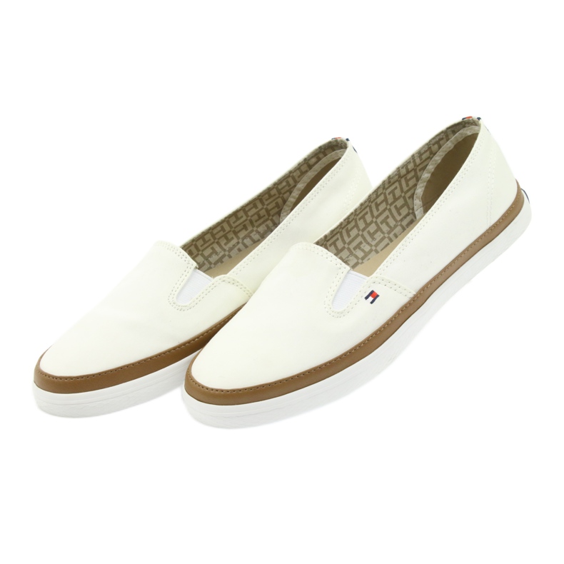 Tommy Hilfiger ICONIC KESHA SLIP ON 121 blanco 3