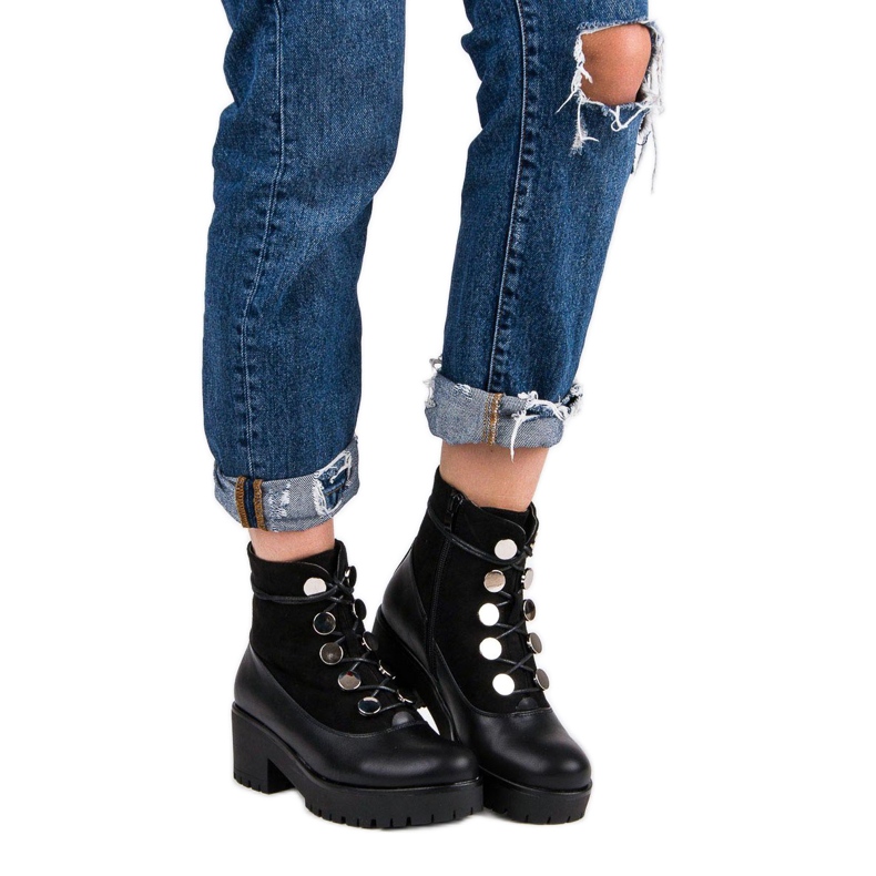 Queen Vivi Trabajadores atados negro 1