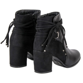 Nio Nio Botines negros en un poste 5