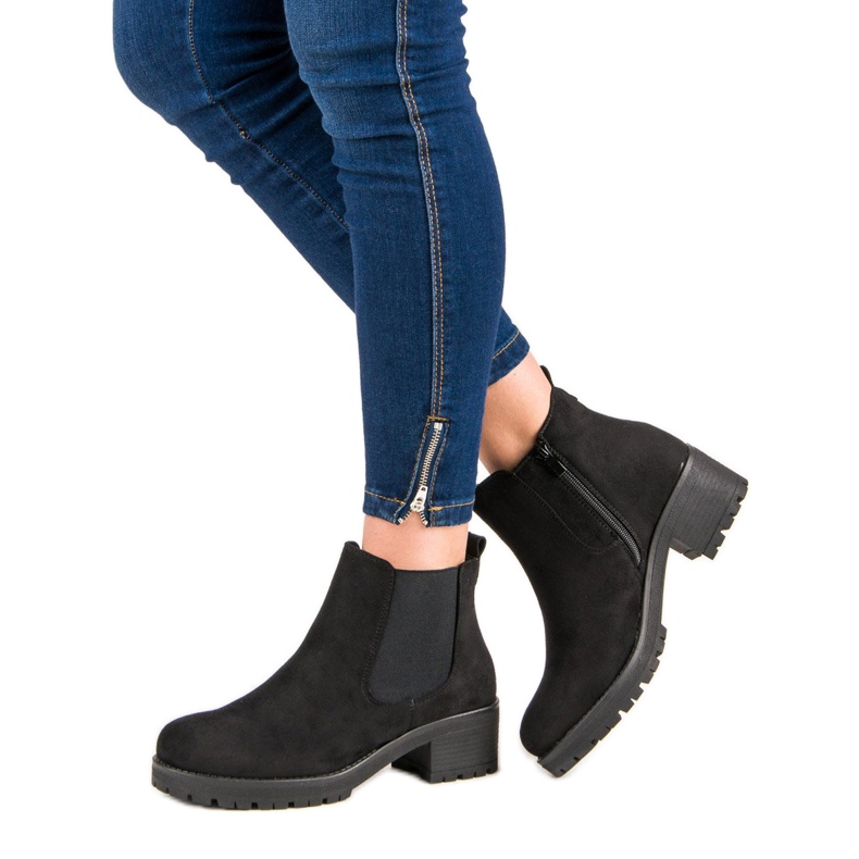 Ideal Shoes Botines chelsea negros en tacones planos 2 Ideal Shoes Botines chelsea negros en tacones planos 2