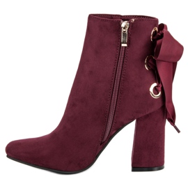 Ideal Shoes Botas sexy en el poste rojo 1