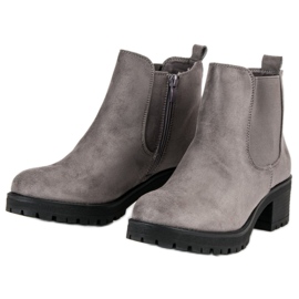Ideal Shoes Botines Chelsea grises con tacón plano 3