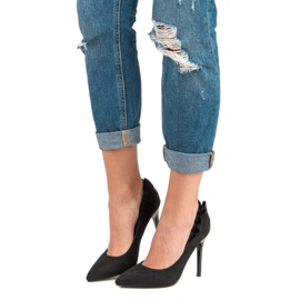 Elegantes tacones negros 1