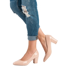 Salón clásico lacado marrón 2