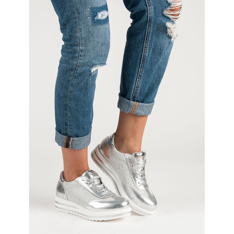 Fama Zapatillas de moda gris 1 Fama Zapatillas de moda gris 1