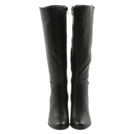 Botas en el poste Sergio leone negro 5