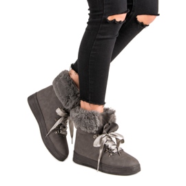 Botas de nieve grises con piel 3