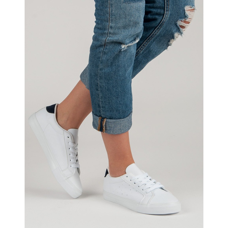 Zapatos deportivos blancos negro 1