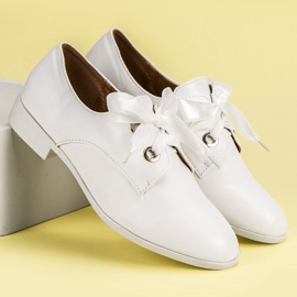 Tina&Co Zapatos brogues atados blanco 3