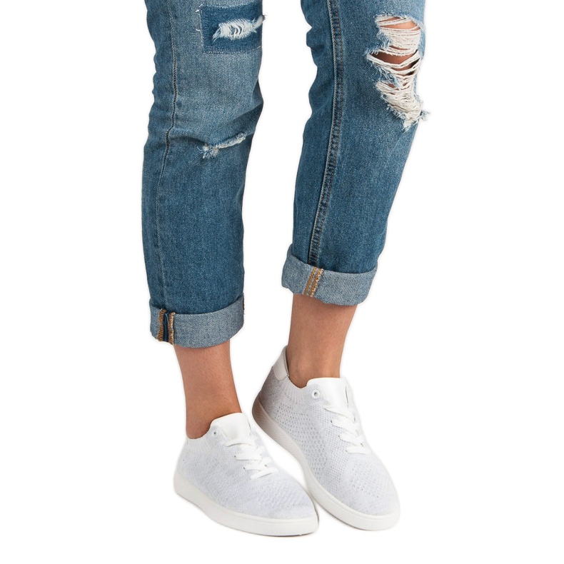 Calzado deportivo cómodo blanco 1 Calzado deportivo cómodo blanco 1