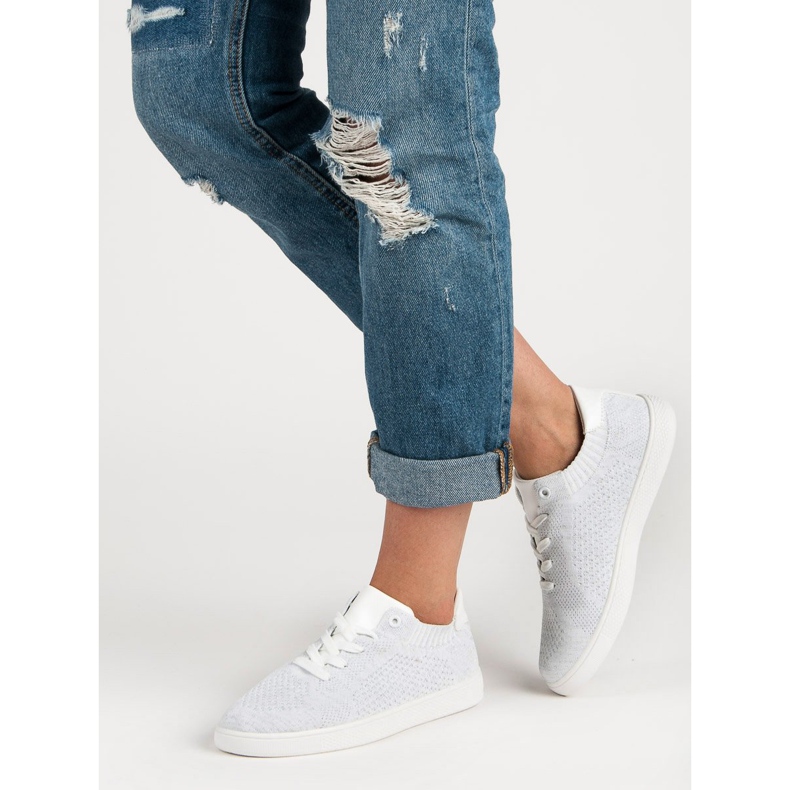 Calzado deportivo cómodo blanco 2