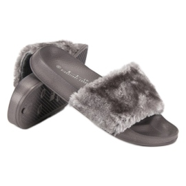 Chanclas grises con pelo 2