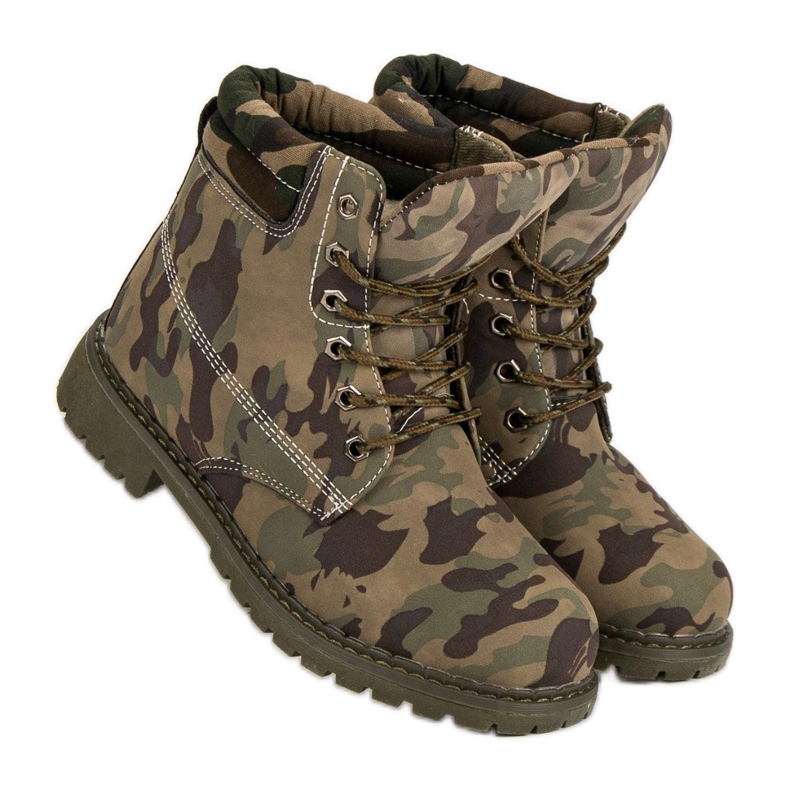 Queentina Tramperos Moro verde 1 Queentina Tramperos Moro verde 1